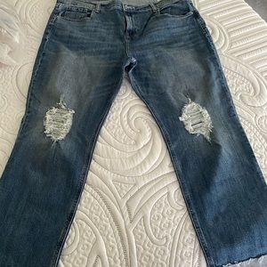 Old Navy Boyfriend Capris size 16